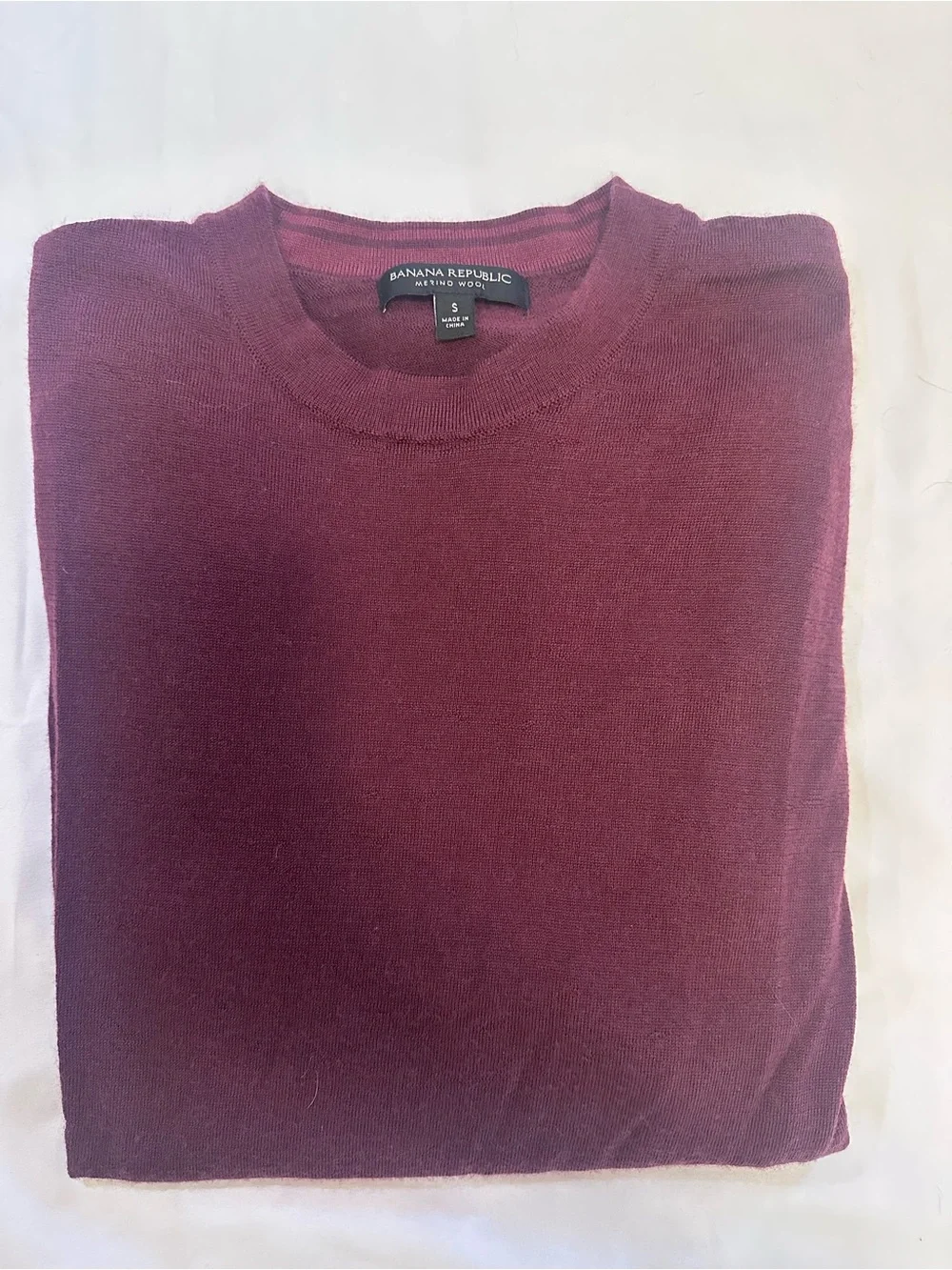 Banana Republic Men's Crewneck Sweater - Wine